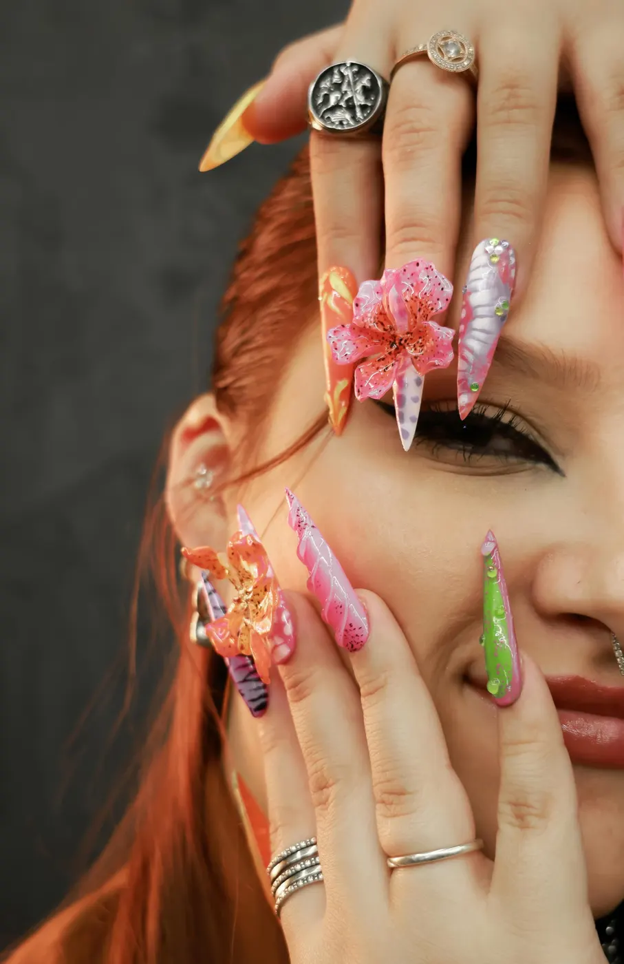 Chrome nails — mirror finish manicure
