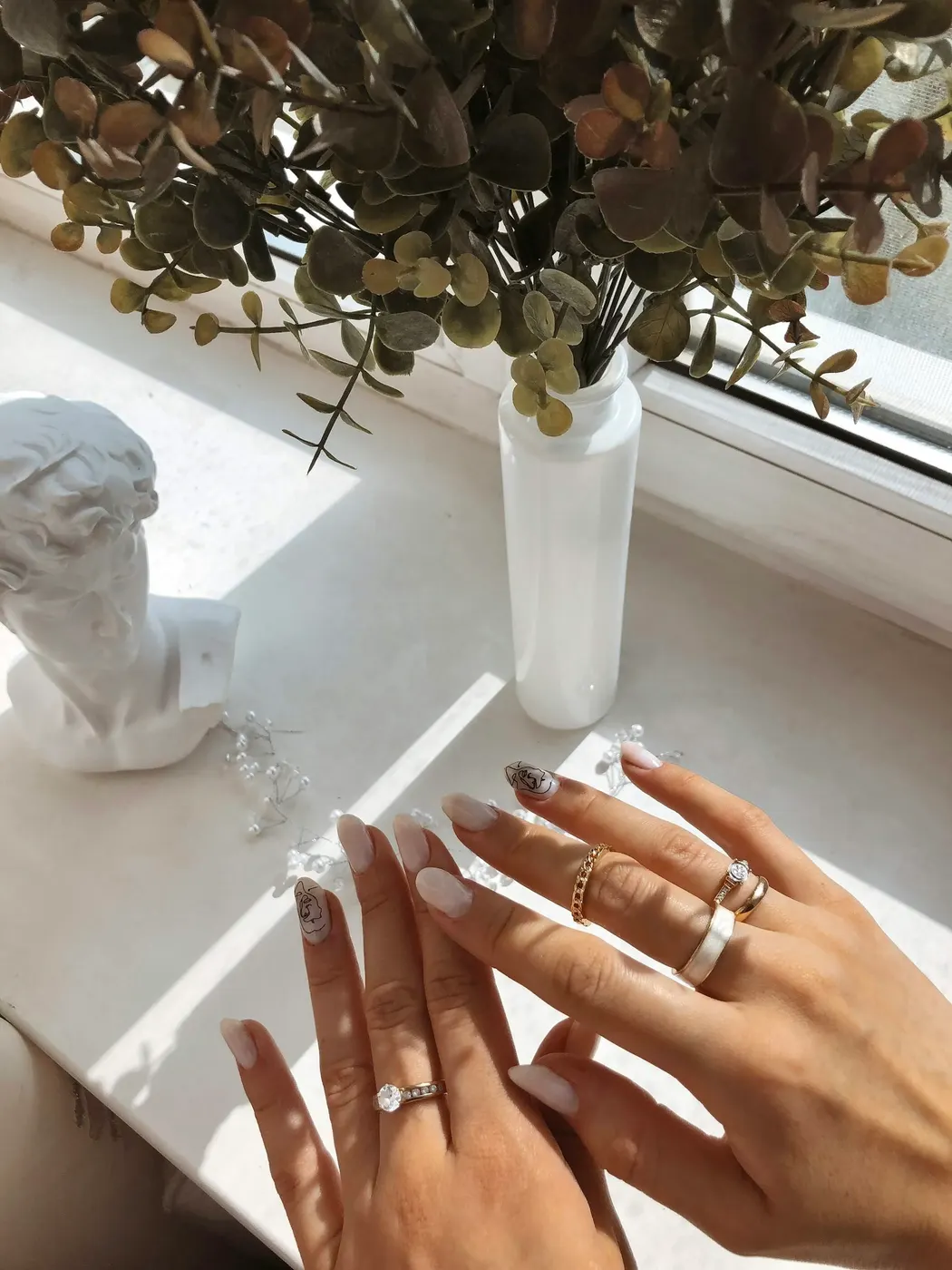 Polygel application — sculpted natural-looking nails